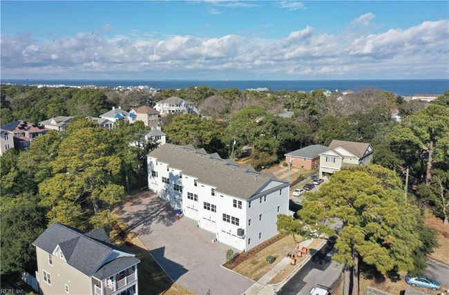 2919 Pretty Lake Ave, House attached with 4 bedrooms, 4 bathrooms and null parking in Norfolk VA | Image 40