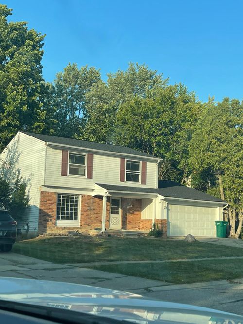 2368 Colony Way, Ypsilanti, MI, 48197-7427 | Card Image