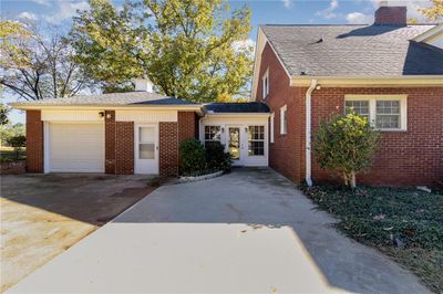 1429 E Calhoun Street, House other with 4 bedrooms, 2 bathrooms and null parking in Anderson SC | Image 1