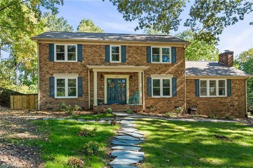 4400 Oak Hollow Dr, High Point, NC, 27265-9662 | Card Image