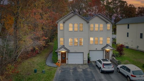 33 Meola Ave, Worcester, MA, 01606-1133 | Card Image