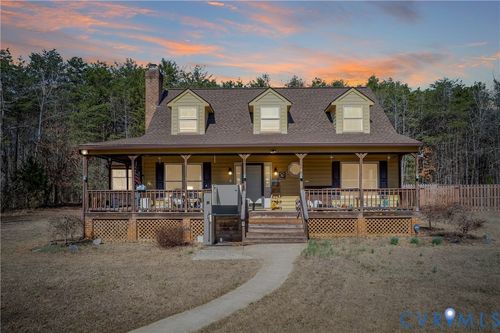 5612 Whitesell Road, Louisa, VA, 23093 | Card Image