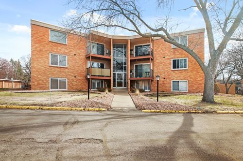 apt-103-9143 Highway 55, Golden Valley, MN, 55427-4740 | Card Image