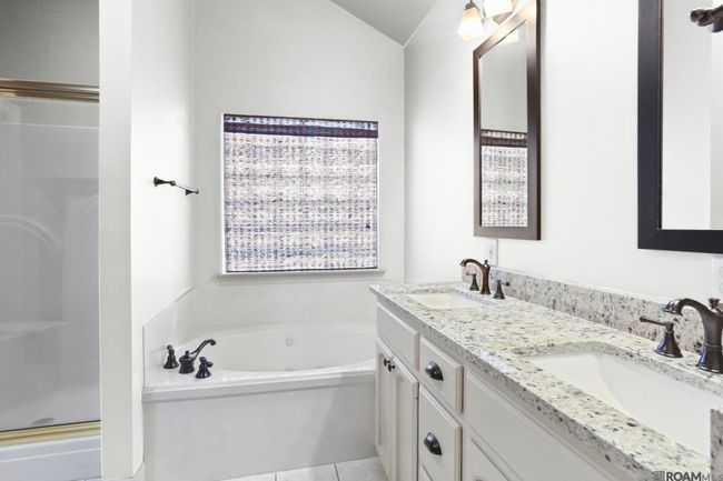13451 Paces Pt, House other with 4 bedrooms, 2 bathrooms and 2 parking in Gonzales LA | Image 9