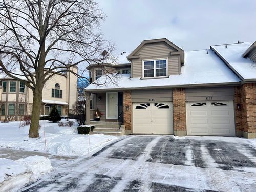 3127 N Daniels Ct, Arlington Heights, IL, 60004-7713 | Card Image