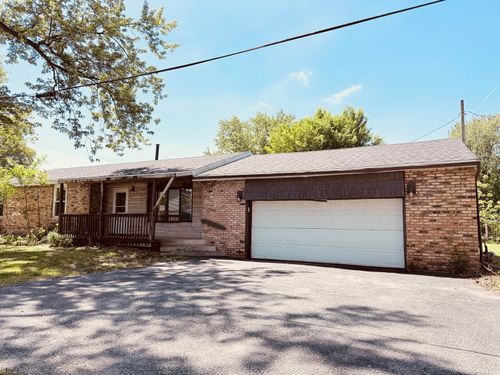 2880 Oklahoma St, Lake Station, IN, 46405-1359 | Card Image