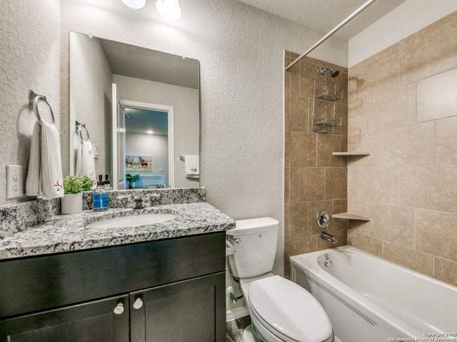 10202 Shadowy Dusk, House other with 6 bedrooms, 4 bathrooms and null parking in Schertz TX | Image 16