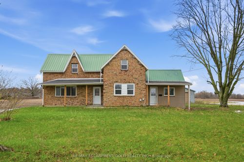 53 Young Rd, Dunnville, ON, N1A2W7 | Card Image