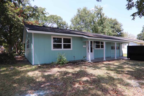 2434 Saba Ln, Port Neches, TX, 77651-5026 | Card Image