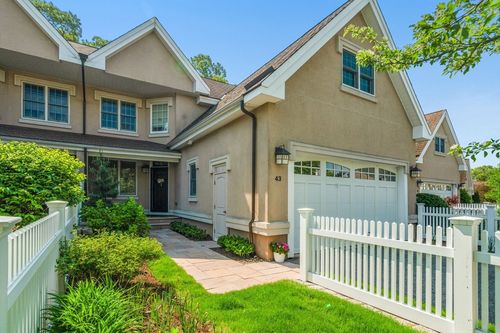 43-287 Langley Rd, Newton, MA, 02459-2380 | Card Image