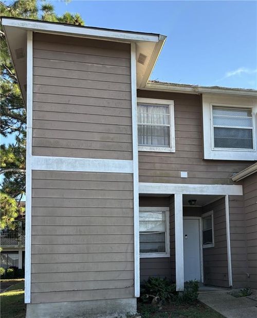 114-2425 Oxford Pl, Gretna, LA, 70056-3066 | Card Image