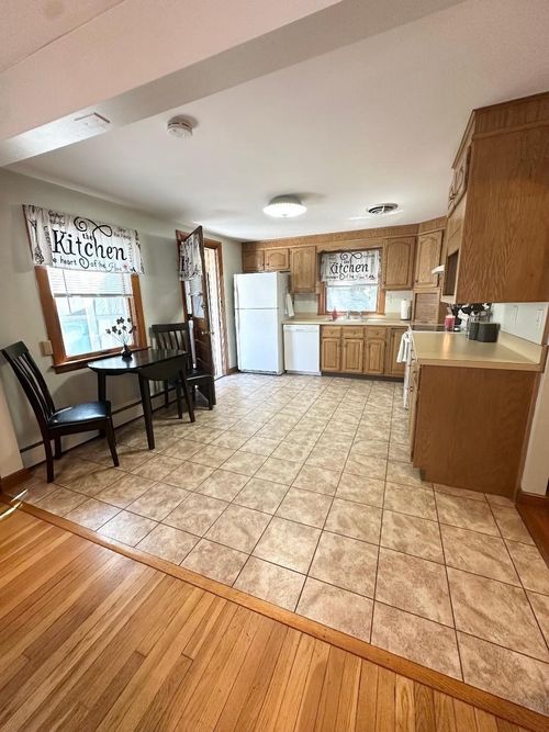 15 Cannon Rock Rd, Lynn, MA, 01904-1513 | Card Image