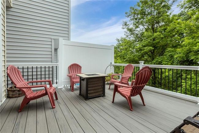 2155 Shawnee Dr, Townhouse with 3 bedrooms, 3 bathrooms and 2 parking in Washington PA | Image 20