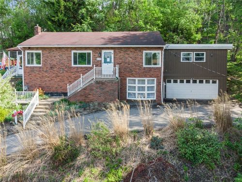 632 Brinwood Ave, Pittsburgh, PA, 15227-3938 | Card Image