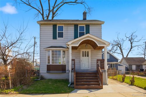 41 W George Ave, Hazel Park, MI, 48030-2404 | Card Image