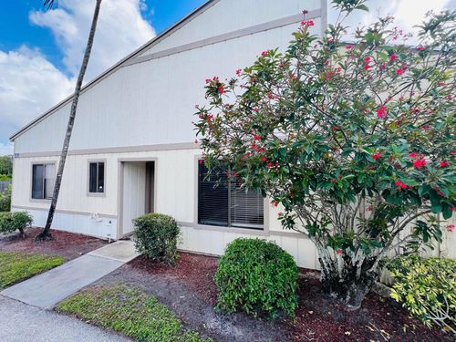 11877 Sturbridge Ln, Wellington, FL, 33414-5775 | Card Image