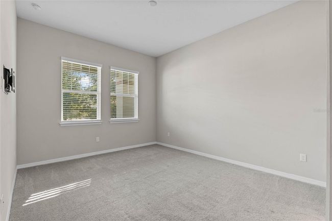 5th Bedroom (1st floor) with ensuite bath | Image 8
