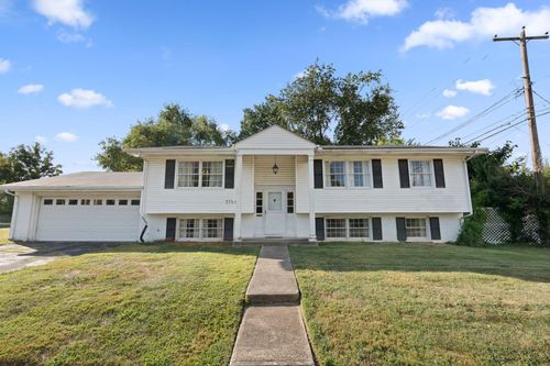 1754 Harrogate Rd, Lexington, KY, 40505-2638 | Card Image