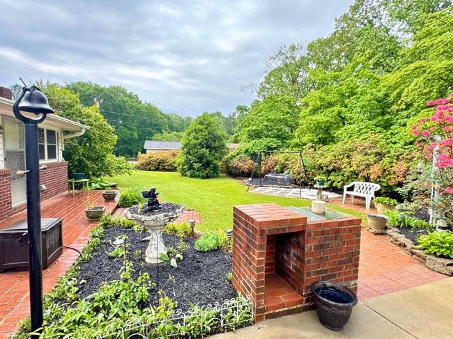 8627 Valley Falls Rd, House other with 3 bedrooms, 2 bathrooms and null parking in Boiling Springs SC | Image 30