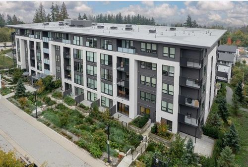 201 - 9228 Slopes Mews, Condo with 1 bedrooms, 1 bathrooms and 1 parking in Burnaby BC | Card Image