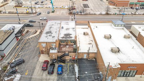 7036 Cermak Rd, Berwyn, IL, 60402-2197 | Card Image