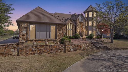 4825 Oak Leaf Dr, Tulsa, OK, 74132-2129 | Card Image