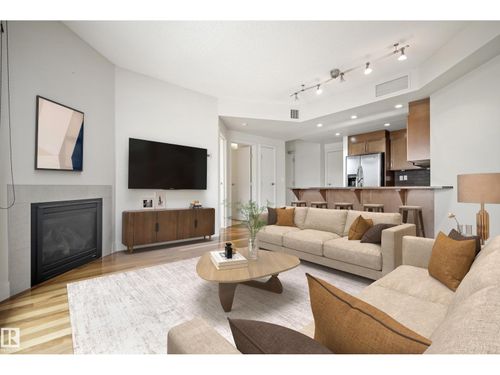 11933 Jasper Ave Nw, Edmonton, AB, T5K0P1 | Card Image