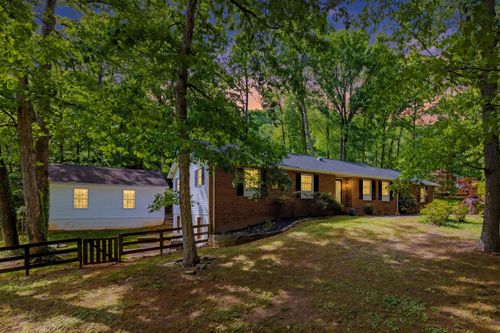 7300 Earlys Rd, WARRENTON, VA, 20187-4523 | Card Image