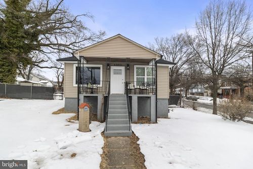 4840 Hayes St Ne, WASHINGTON, DC, 20019-3651 | Card Image