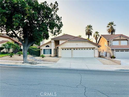 2136 Wembley Ln, Corona, CA, 92881-7441 | Card Image