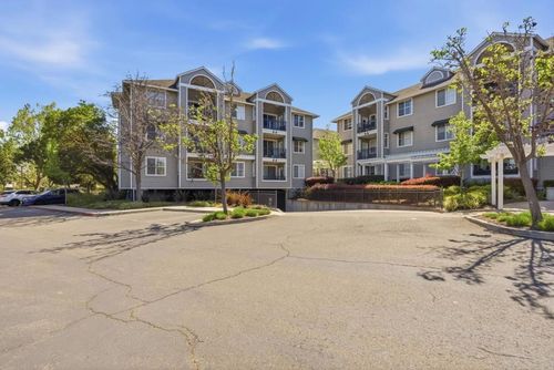 apt-310-1982 W Bayshore Rd, East Palo Alto, CA, 94303-5205 | Card Image