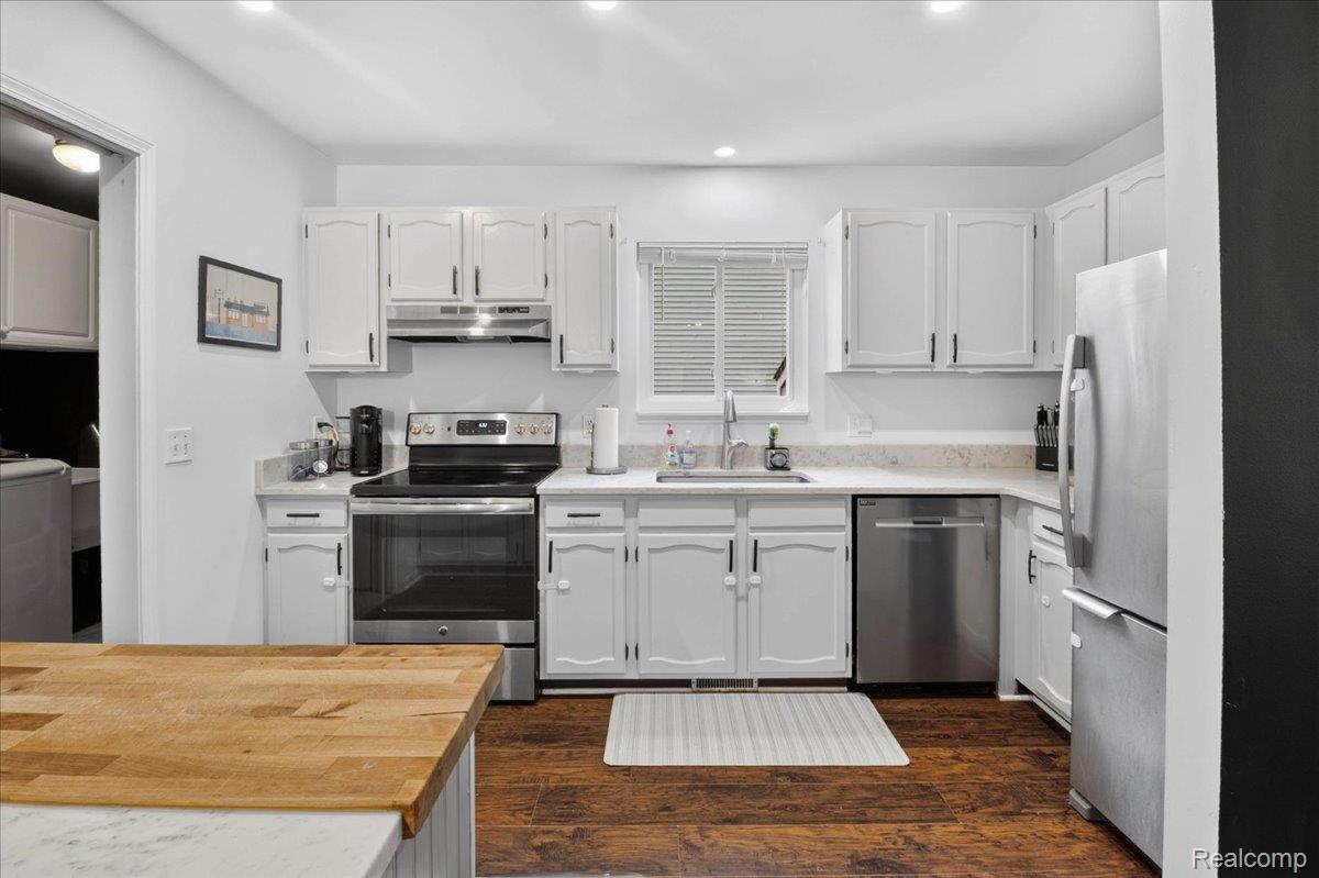 Residential in Waterford Charter Township 4