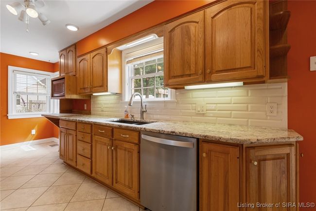1407 Slate Run Rd, Home with 3 bedrooms, 3 bathrooms and null parking in New Albany IN | Image 33