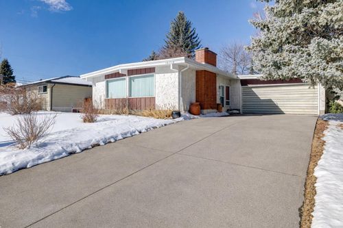 10712 Mapleshire Cres Se, Calgary, AB, T2J1Y9 | Card Image