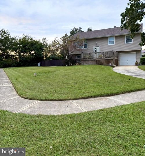 2140 Berkeley Dr, VINELAND, NJ, 08361-7606 | Card Image