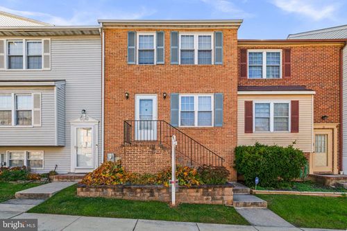 19 Piedmont Ct, Baltimore, MD, 21227-4214 | Card Image