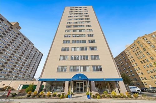 apt-608-12520 Edgewater Dr, Lakewood, OH, 44107-1640 | Card Image