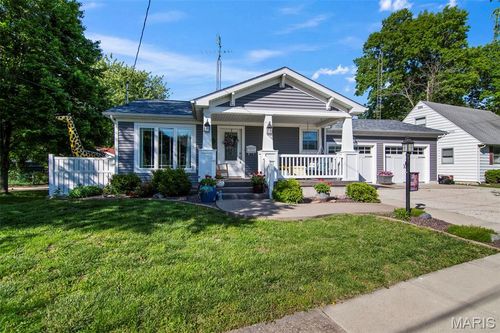 451 S Spruce Street, Nokomis, IL, 62075 | Card Image