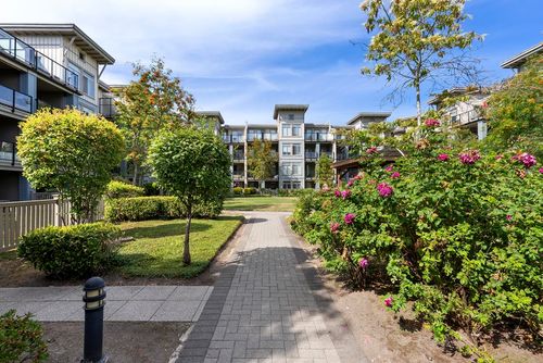 221-15380 102a Ave, Surrey, BC, V3R0B3 | Card Image