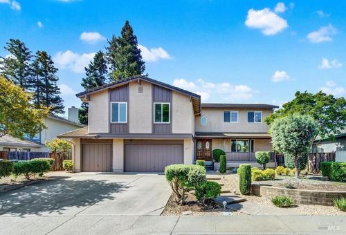 3237 Arroyo Drive, Fairfield, CA, 94533 | Card Image