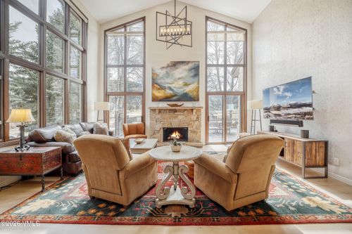 e-229 Riverbend Dr, Edwards, CO, 81632-5420 | Card Image