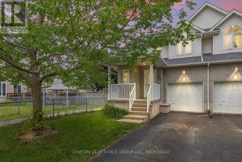 698 Maclean Crt, Kingston, ON, K7K7L8 | Card Image