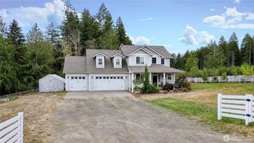 13112 Grouse Hollow Dr Nw, Gig Harbor, WA, 98329-7800 | Card Image