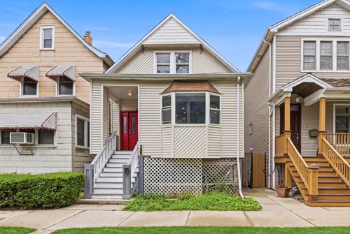 2446 W Pensacola Avenue, Chicago, IL, 60618 | Card Image