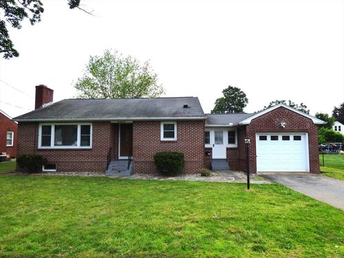 25 Williams St, Ludlow, MA, 01056-2925 | Card Image