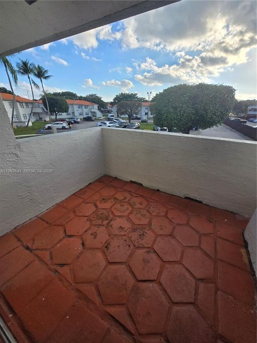 202-2-14827 Sw 80th St, Miami, FL, 33193 | Card Image