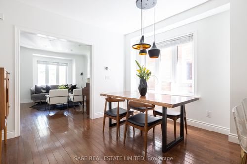 318 Indian Grove, Toronto, ON, M6P2H5 | Card Image