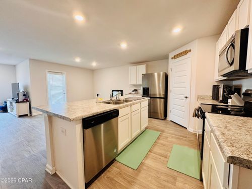 4007 Pioneer Ln, Callaway, FL, 32404-9318 | Card Image