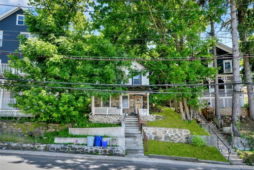 126 Croton Ave, Ossining, NY, 10562-4205 | Card Image