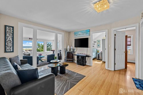 2-164 Ocean Ave, Sea Bright, NJ, 07760-2137 | Card Image
